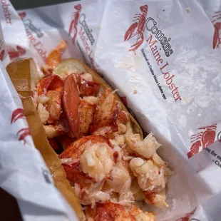 Flavor of Connecticut Rolls