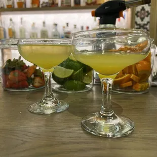 Bottomless mimosas rock! Matthew was our bartender and was phenomenal:) My glass was never empty! Great pregame location for Mardi Gras!!