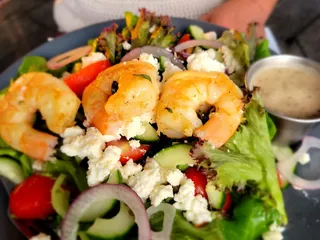 Greenies Sports Bar & Grill