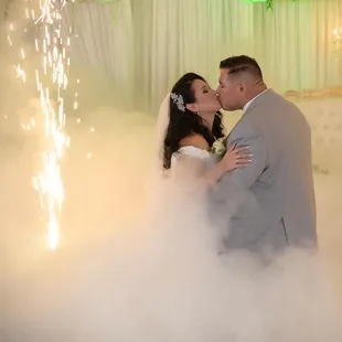 First dance, dancing on the clouds