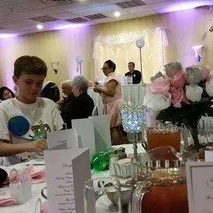 Globes and Candles by CwE... All have LED tealights inside