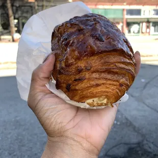 Tomato and Goat Cheese Croissant