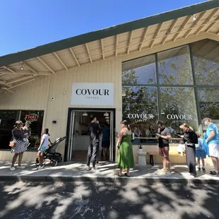 Lines are long but they get your drinks ready fast