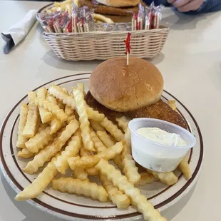Fish Sandwich Platter Friday Special!