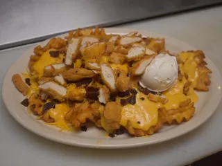 Maddog’s Restaurant & Bowl