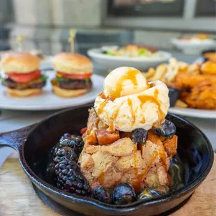 Bread Pudding | Instagram @restaurant_aholic