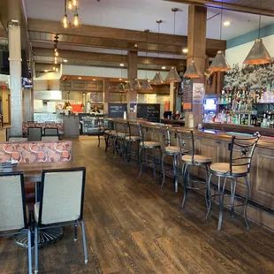 the bar and dining area