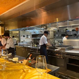 I'm sitting at the Chefs counter/Cowboy stall. I can watch the Chefs in action!  Lol :-)