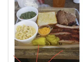 Ritzy B's Smokehouse & Grill