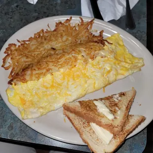 Bacon and Cheese Omelet with hash browns