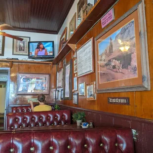 sushi and sashimi, interior