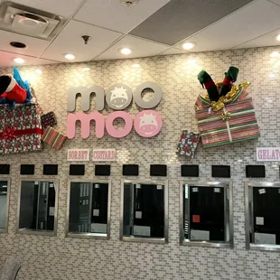 You've never seen MooMoo's like this!  We went all-out for Christmas.
