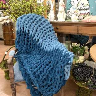 Chunky Chenille Yarn Afghan/Blanket