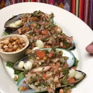 Chalaca Mussels