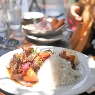Lomo saltado