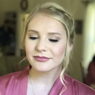 Soft pink bridesmaids look by Coyote Beauty