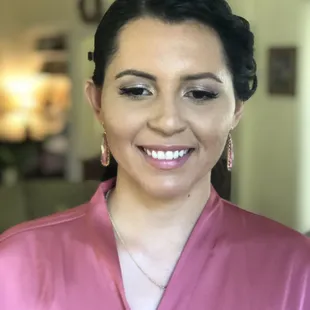 Glowing bridesmaid makeup by Coyote Beauty