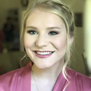 Soft pink bridesmaids look by Coyote Beauty