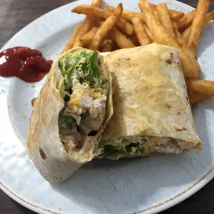 I got the chicken wrap with southwest sauce!