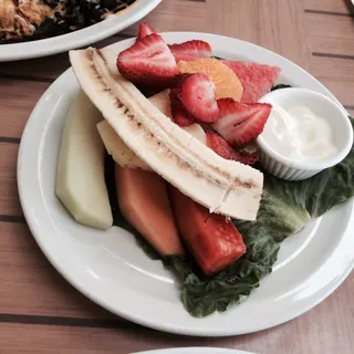 1/2 Fruit Plate