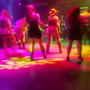 Line dancing lunatics