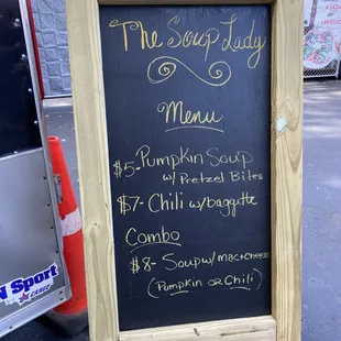 We had the pumpkin soup, chili &amp; Mac/cheese and it was amazing!