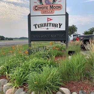 a sign for the restaurant