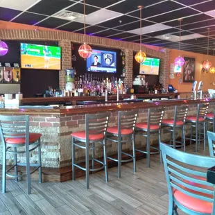 Very nice bar!