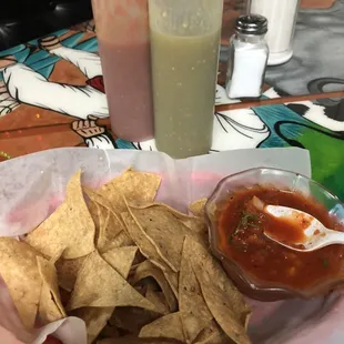 Free chips and salsa if you dine in!