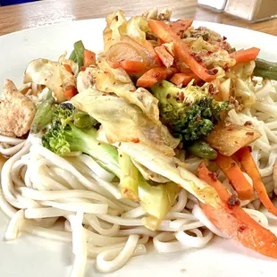 Spicy chicken noodles