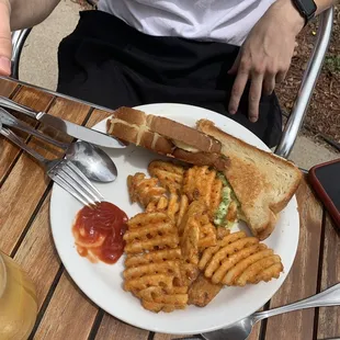 Grilled Cheese &amp; Fries