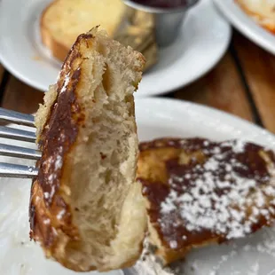 French Toast: super dry and tasteless