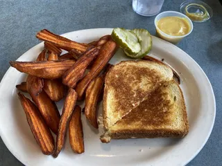 The Avenue Family Restaurant