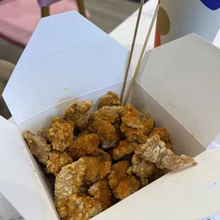 Spicy popcorn chicken