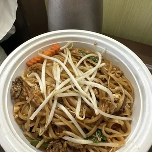 Pad Thai with beef (takeout)