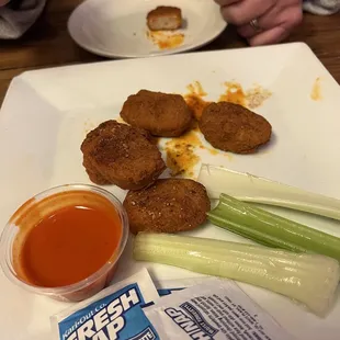 Cozies boneless wings (ie. chicken nuggets)