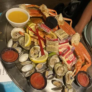 Shucker&apos;s Captain&apos;s Platter