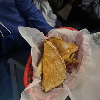 Grilled Cheese / Fries