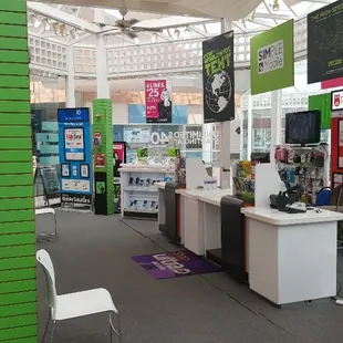 AMERICA MOBILE
The Cellphone Store