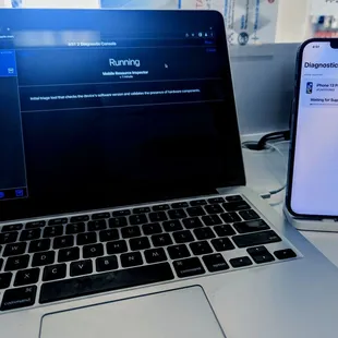 Apple&apos;s genuine repair process is pretty neato