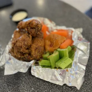 chicken wings and fried chicken, food