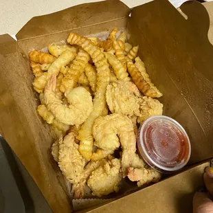 8 Pieces Fried Shrimp Basket