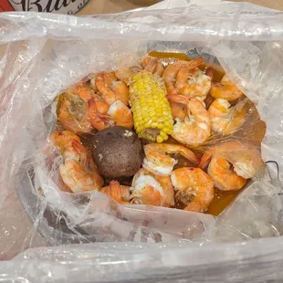 Excellent food, can't stress it enough...I had their shrimp dinner and I wasn't disappointed. Yummy Yummy!