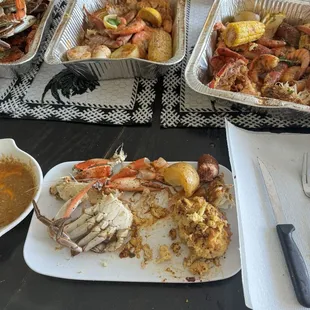 Crabcakes were on point full of meat very flavorful. I was totally impressed.