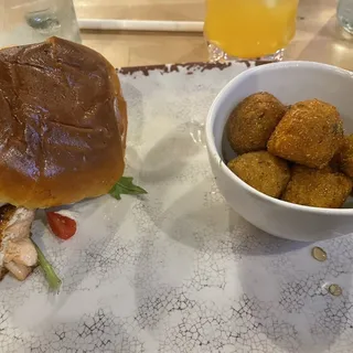 Grilled Salmon Sandwich