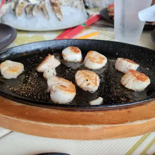 Seared scallops