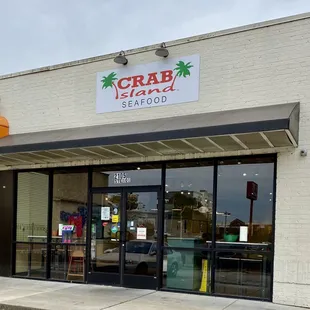 the front of crab island seafood