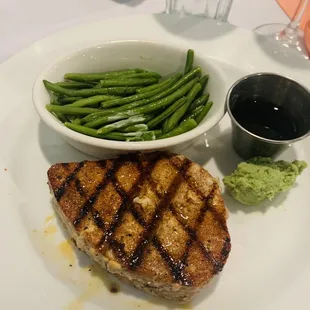 Grilled Yellow Fin Tuna