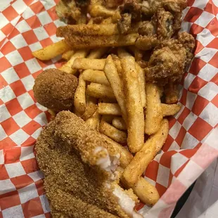 Fried basket fish and oysters