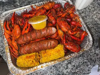 Crescent City Daiquiris & Creole Cafe